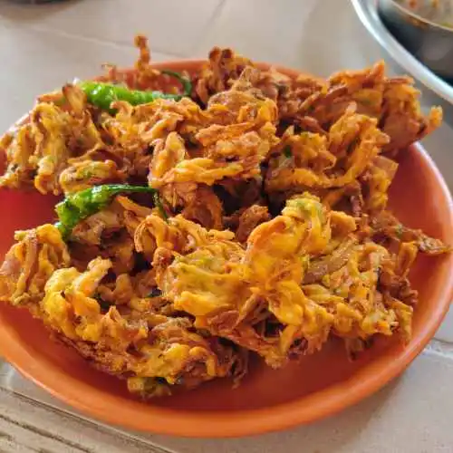 Y Not Indian Bar & Bistro - Best kadhai paneer in Edmonton, AB